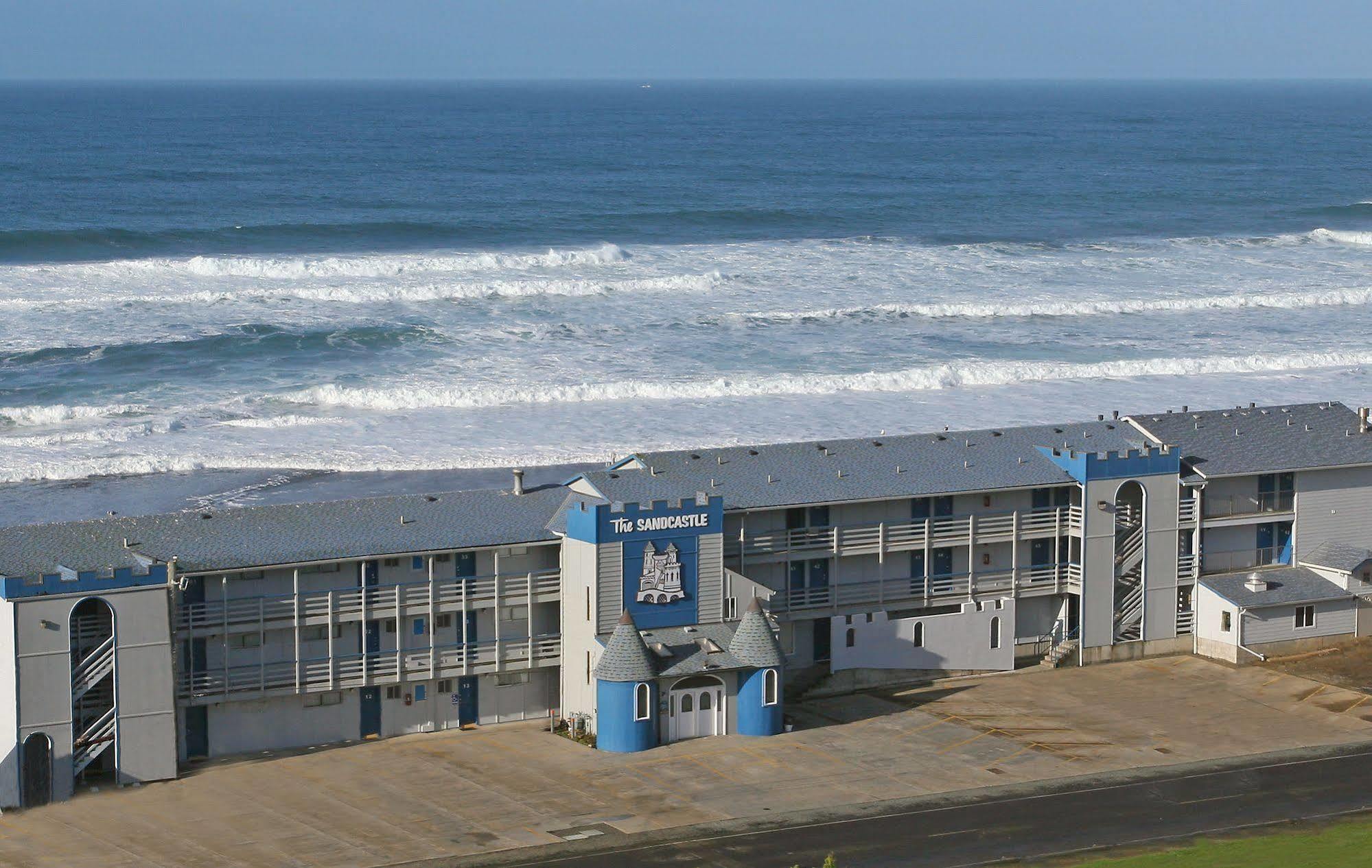 Motel Sandcastle Beachfront Lincoln City Exterior foto